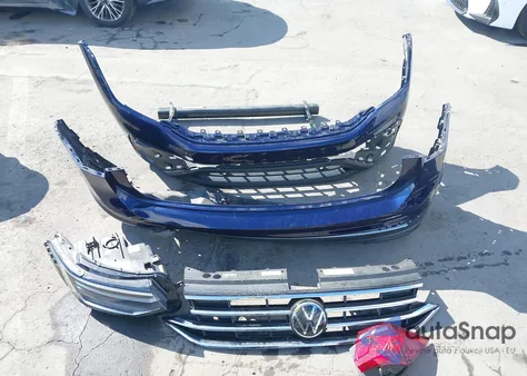 2022 Volkswagen Tiguan 2.0T Se из США, поврежденный, VIN 3VV3B7AX8NM026833